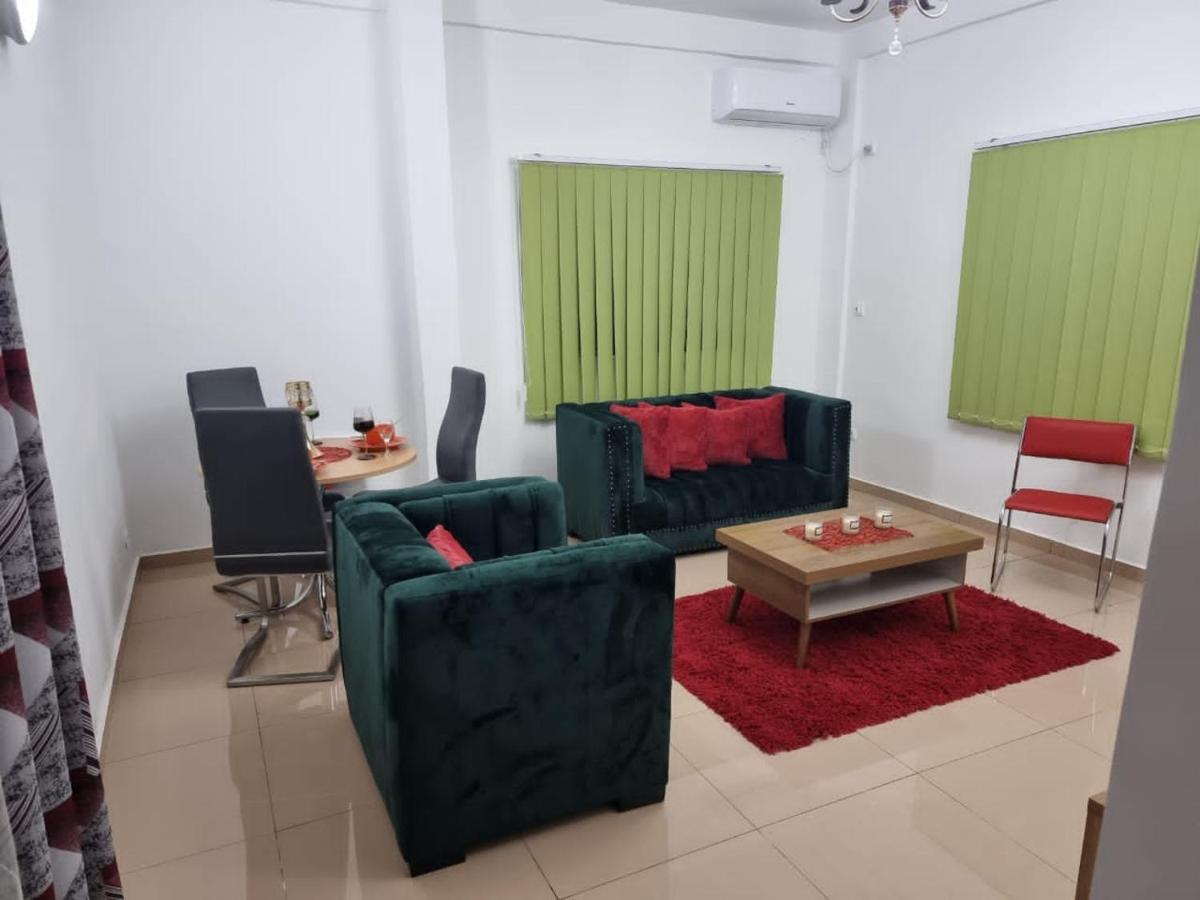 Baobab Lodge Дуала Экстерьер фото
